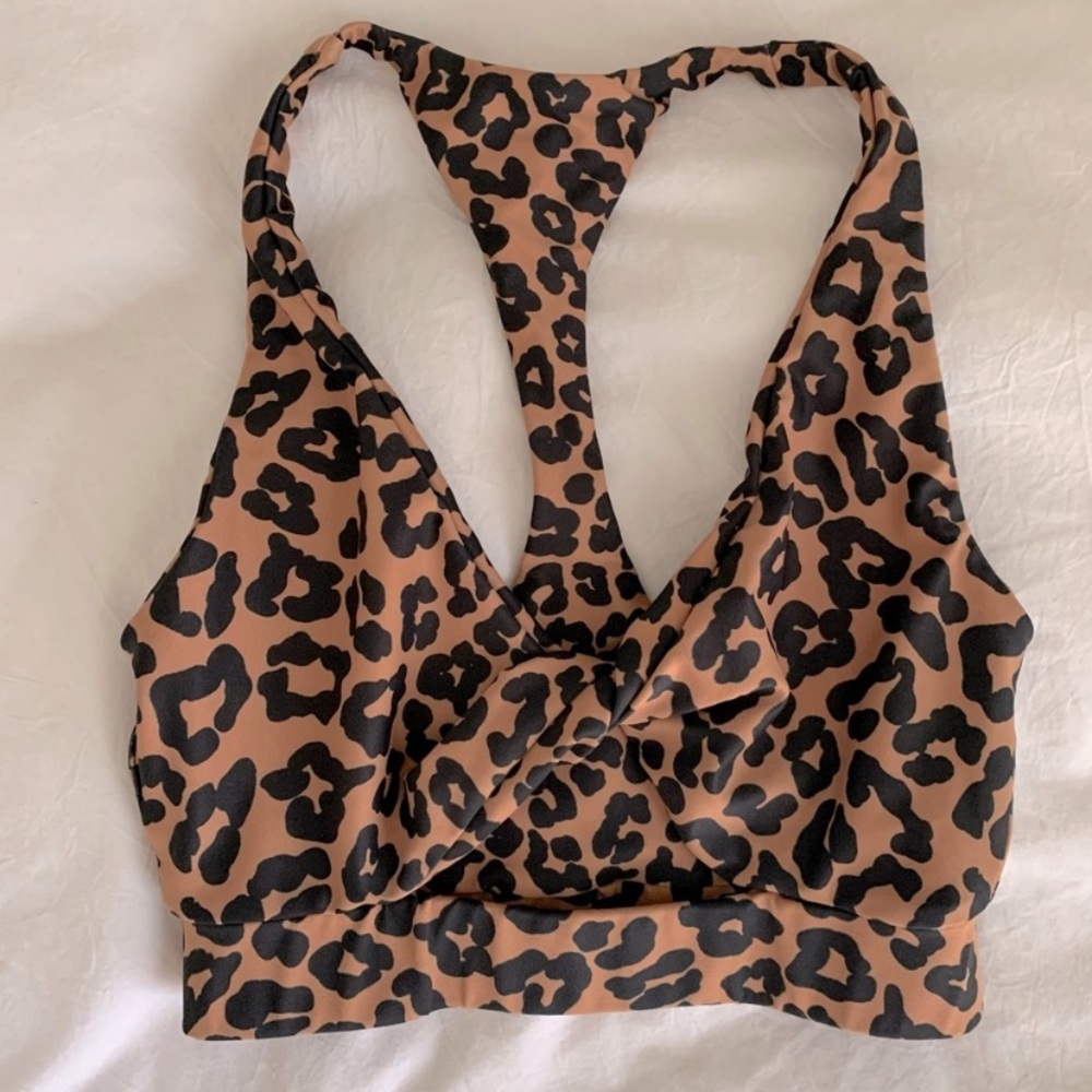 Leopard Beach Riot Active Set - Picture 2 of 3
